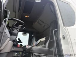 Scania S540 tractor with ADR approval and silver agreemen
