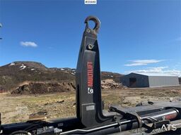 Volvo FH 540 6x2 hook truck w/ 20T hook - One owner. WAT