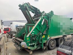 Scania P340 LPG 6x2 Refuse truck w/ Crane.