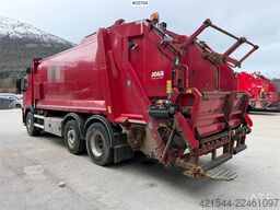 Volvo FM370 6x2 pusher with 2 chamber refuse truck with