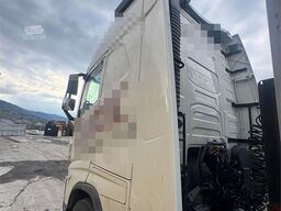 Volvo FH540 6x2 Tractor Unit.