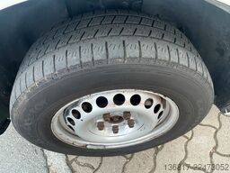 VW T5 Transporter Kleinbus Kombi 9 Sitzer Klima