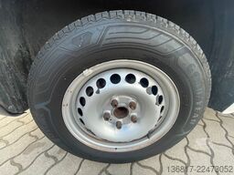 VW T5 Transporter Kleinbus Kombi 9 Sitzer Klima