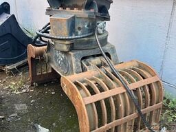 CATERPILLAR Sortiergreifer G 310 B-D Baujahr 2015