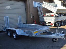 Variant NEU 3500Kg Baumaschinentransporter