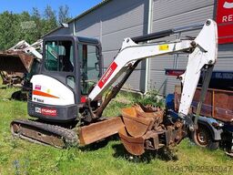 Bobcat E35