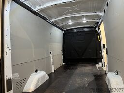 Ford Transit 350 2.0 TDCI L3H2 Trend RWD 170 PK Auto...