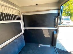 RENAULT Master STX 5 Sitzer Haras ex. Lang Automatik