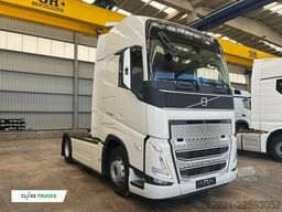 VOLVO FH 460 Globetrotter XL i-Save SideSkirts