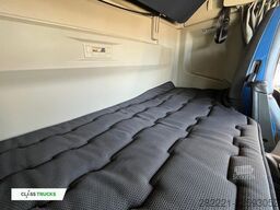 VOLVO FH 460 Globetrotter XL i-Save SideSkirts