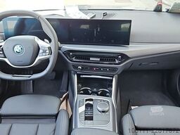 BMW 330 e Touring AHK Abstand Tempomat Keyless