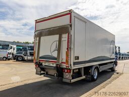 Mercedes-Benz ATEGO 1524 L + DHOLLANDIA 2T.