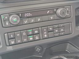 Scania 770S V8 NGS Highline 6x2/4 - New - Old dashboar...