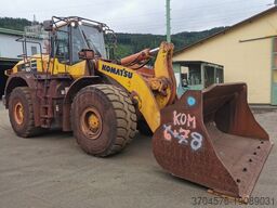 Komatsu WA500-8E0