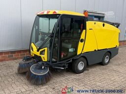 Johnston Bucher Johnston Sweeper CX202 mit EURO 6 Klima