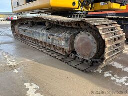 Caterpillar 320 2 BUCKETS / 3D / TILTROTATOR / AC / CENTRAL...