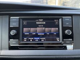 VW Transporter 2.0 TDI L2 Pick up open laadbak Pic...