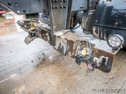 RENAULT D19 320 DXI + DHOLLANDIA