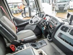 RENAULT D19 WIDE 320 DXI + DHOLLANDIA 2T.