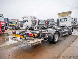 RENAULT D19 320 DXI + DHOLLANDIA