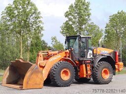 Hitachi ZW330-6 | ZW 330 -6 | BUCKET | JOYSTICK STEER |...