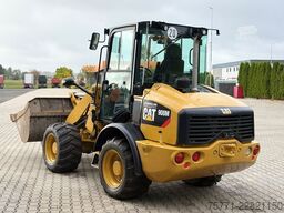 Caterpillar 908M