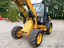 Caterpillar 908M