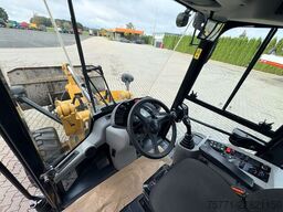 Caterpillar 908M