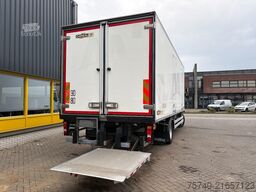 Renault MIDLUM 270 DXI + CHEREAU + CARRIER + DHOLLANDIA...