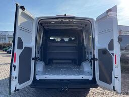 MAN TGE 3.180 L3H2 MIXTO 4x4 AUTOM ACC STANDH SITZH