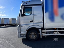 Mercedes-Benz Actros 2542
