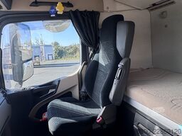 Mercedes-Benz Actros 2542