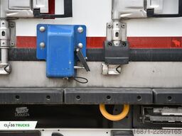 SCHMITZ CARGOBULL SKO FP 60 ThermoKing SLXi 300