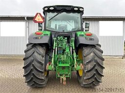 John Deere 6215R