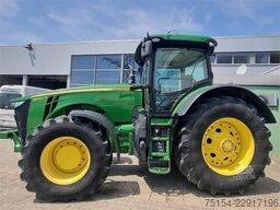 John Deere 8400 R