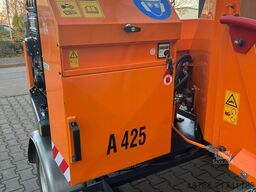 Riess GmbH & Co. KG Riess GmbH & Co. KG Riess GmbH & Co. KG