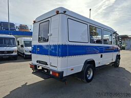 MERCEDES-BENZ 814 D Vario 11 Sitzer Mannschaftswagen Polizei