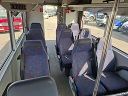 MERCEDES-BENZ 814 D Vario 11 Sitzer Mannschaftswagen Polizei