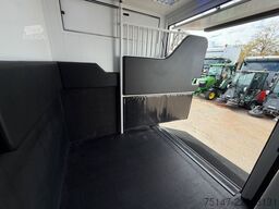 MAN TGE 3.180 Pferdetransporter Nuyts