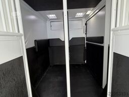 MAN TGE 3.180 Pferdetransporter Nuyts