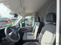 MAN TGE 3.180 Pferdetransporter Nuyts