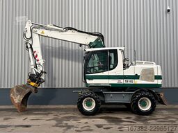 Liebherr A916