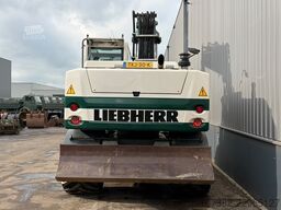 Liebherr A916