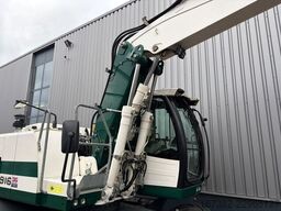 Liebherr A916