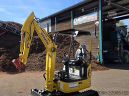 Komatsu PC16R-3
