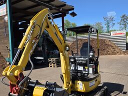 Komatsu PC16R-3