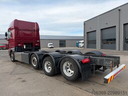 DAF XF530 8x2/4 Super Space Cab chassis