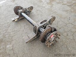 Essieu de remorque SAF B19-22K01 à disques, année 2004 SAF B19-22K01 TRAILER AXLE DISC