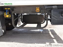 SCHMITZ CARGOBULL SKO FP 60 ThermoKing SLXi 300