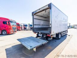 RENAULT D10 210 DXI // FRIGO CARRIER SUPRA 750+HAYON